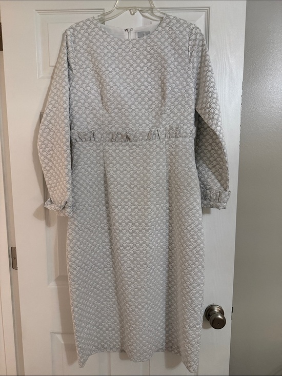 Dainty Jewells Dresses & Skirts - White & Grey Textured Long Sleeve Midi Dress